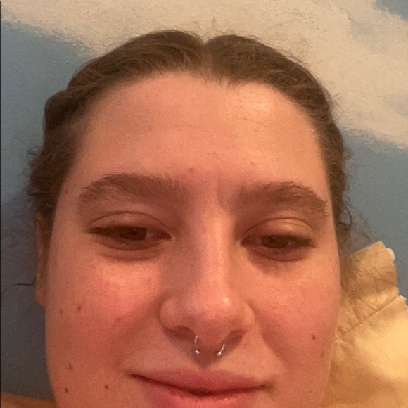 Meet your Posher, Raegan - Picture 1 of 1